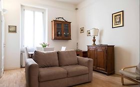 Joivy Classic Flat Near Basilica Di Sant'Ambrogio